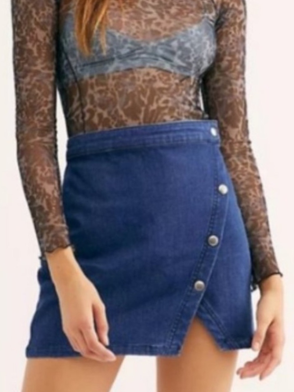 We The Free Blue Denim Snap-Front Mini Wrap Skirt Size 6 Clubhouse